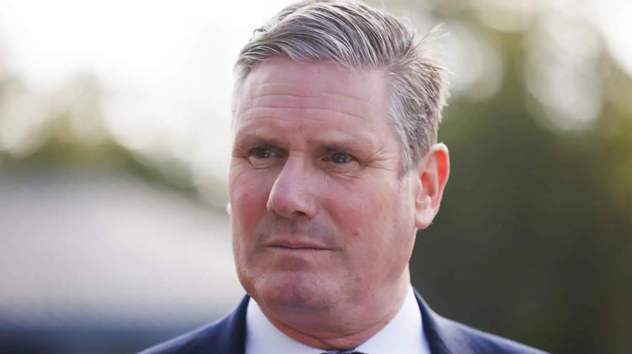 Starmer: Military officials to work in UK on plan for Ukraine-Russia peace deal