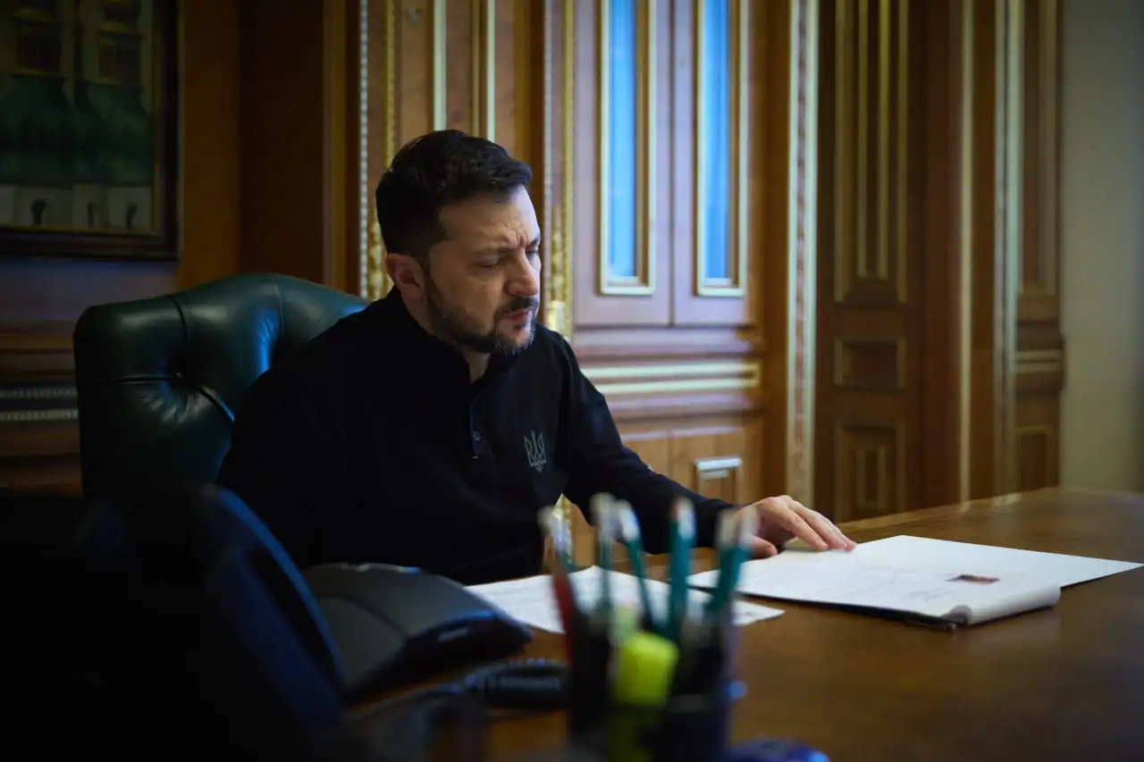 "It's none of his business." Zelenskyy responded to Putin's new demands