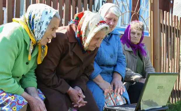 Втратите роки стажу і залишитеся без пенсії: у ПФУ попередили українцям про ігри з "півставки"