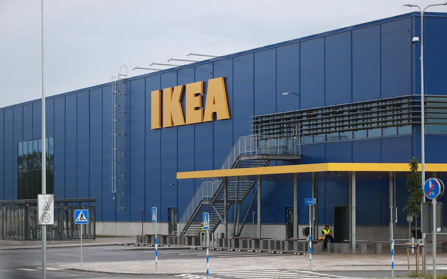 Поджог IKEA в Вильнюсе совершили два украинца по указанию спецслужб РФ, — прокуратура Литвы