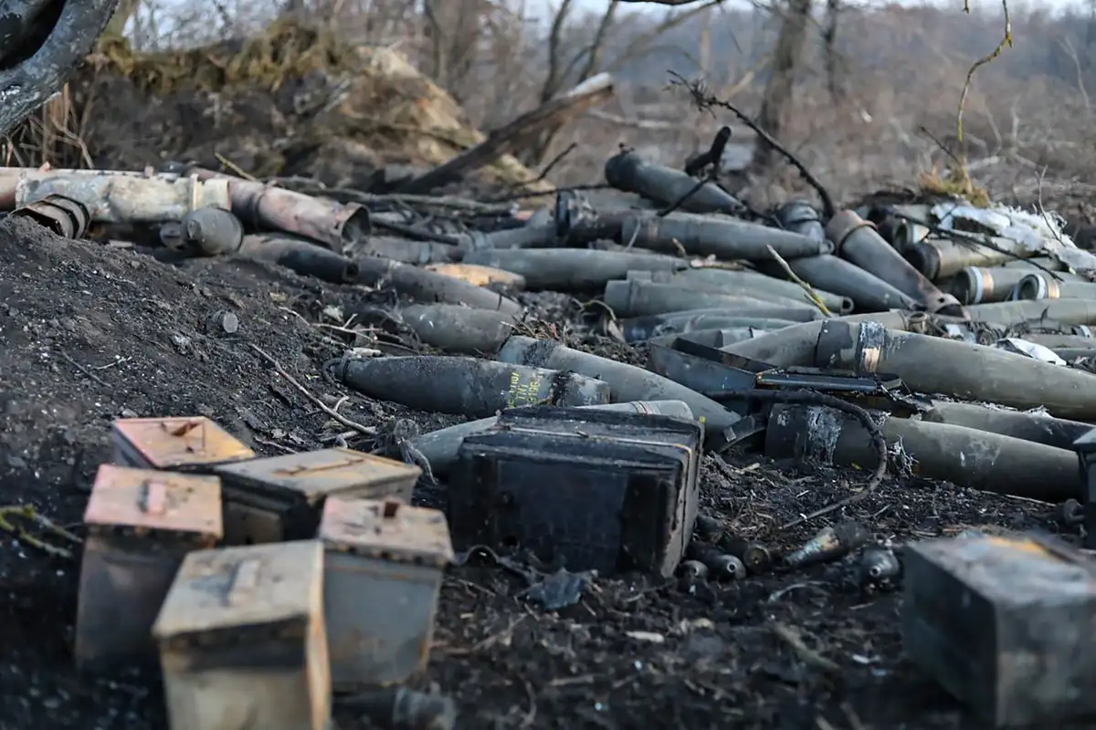 Ukrainian troops withdraw from Kursk amid ‘huge swarms’ of drones