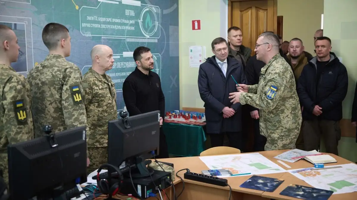 Zelenskyy visits Lviv Lyceum with enhanced military-physical training named after Heroes of Kruty