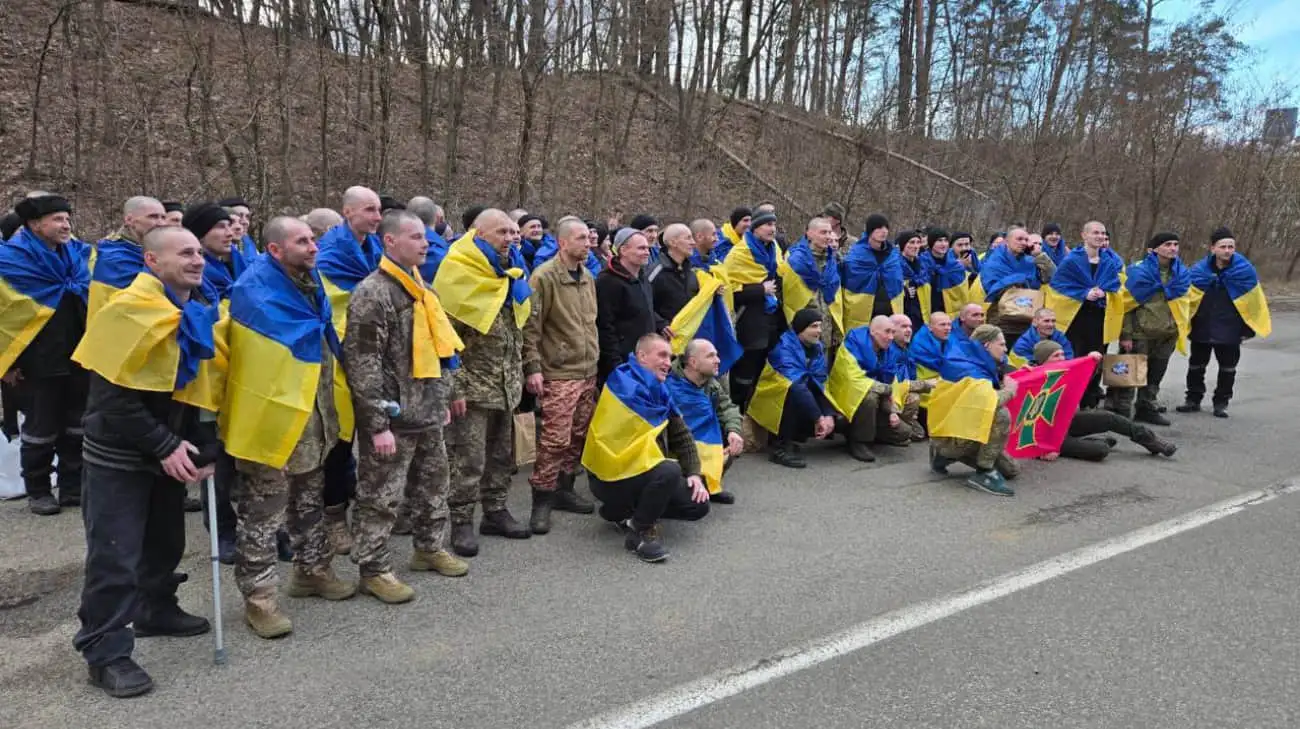 Украина вернула из неволи еще 197 своих граждан