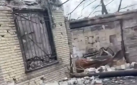 Occupiers are surprised at wealth of household in Ukrainian village: "House in village, f#ck! Three garages. There must have been cars there!". VIDEO