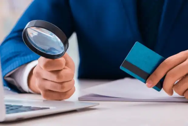 Мікрокредитні організаціїї обіцяють не так сильно грабувати українців: шалені відсотки дерти не полишать