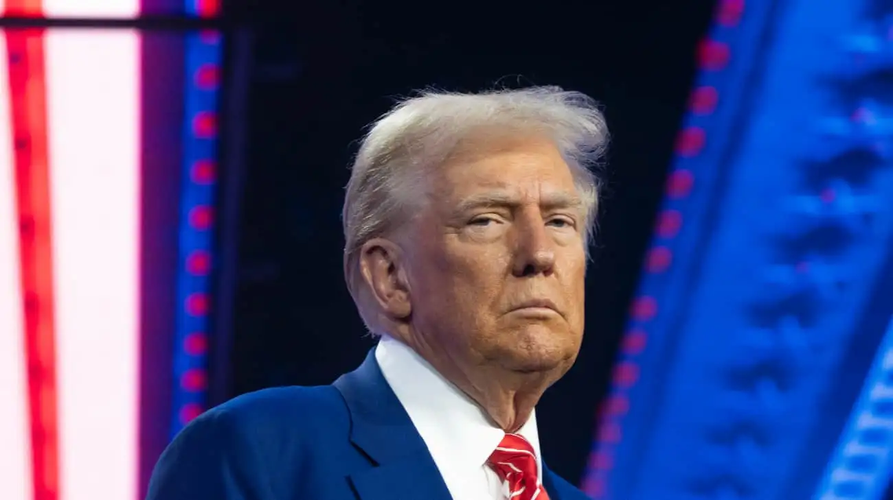 "Coalition of willing" seeks to persuade Trump to support its troops in Ukraine, Bloomberg says