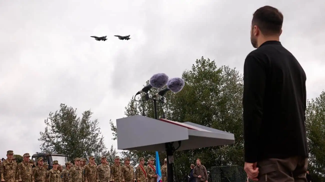 Zelenskyy awards fallen F-16 pilot Pavlo Ivanov title of Hero of Ukraine