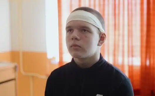 13-year-old Kyrylo from Sumy helped people escape burning bus after Russian strike: "I just did what I could. PHOTO