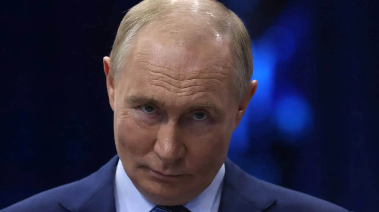 Kremlin says Putin did not order extension of so-called "truce"