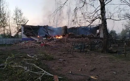 Ruscists attacked Manukhivka in Sumy region with KABs and drones. PHOTOS