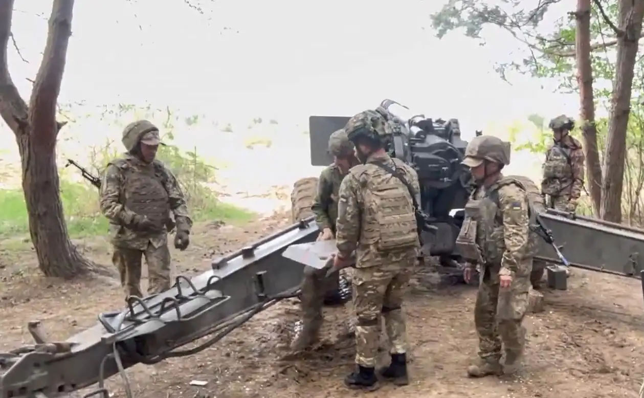 Гаубицы M114 на передовой: артиллерия ВСУ пополнилась образцами Второй мировой (видео)