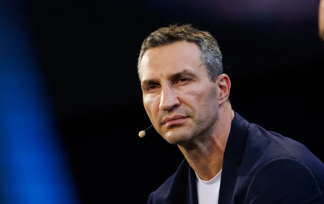 "Середній палець мирним зусиллям". Володимир Кличко відреагував на ракетні удари по українських містах