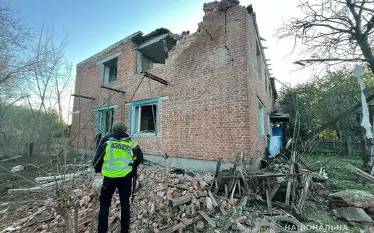 At night, Russian forces shelled Krasnopillia district in Sumy region, injuring 85-year-old woman. PHOTOS