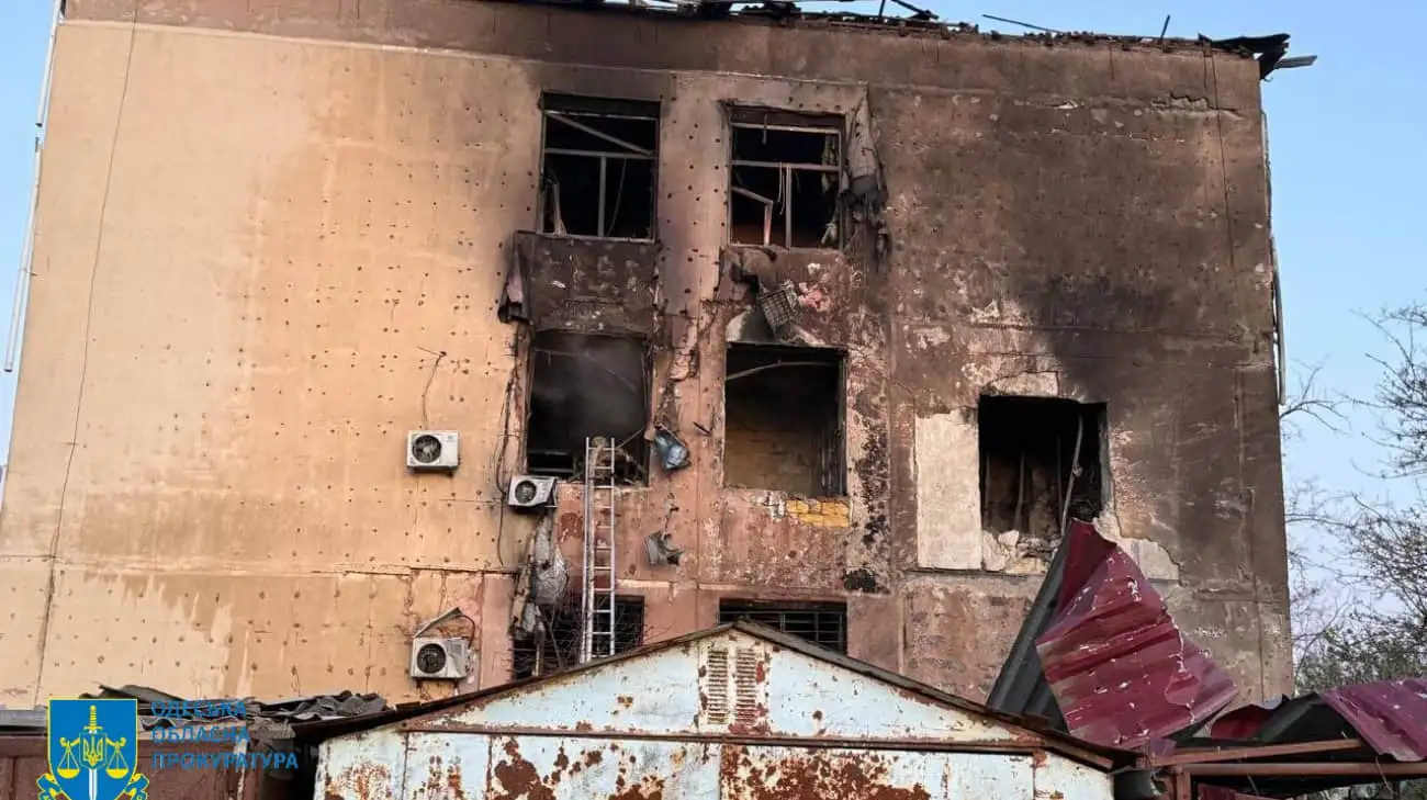 Woman injured in Russian drone attack on apartment block near Odesa