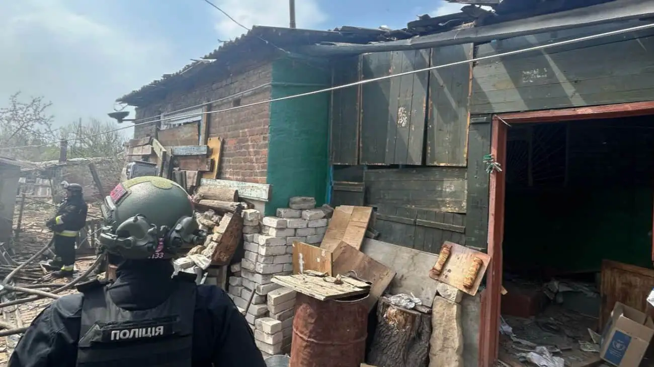 Russian attacks kill 5 and injure over 20 civilians in Donetsk and Kherson oblasts