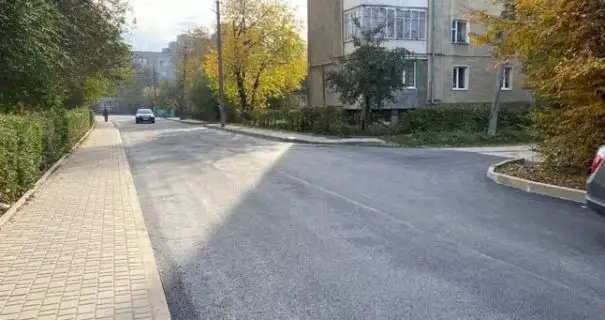 Трагедия в Коломые: из окна многоэтажки выпала девочка ребенок