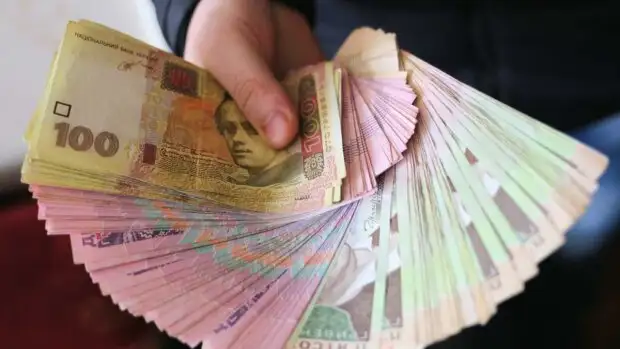 "Елітні" пенсіонери масово повертають собі великі виплати: дійшло до суду
