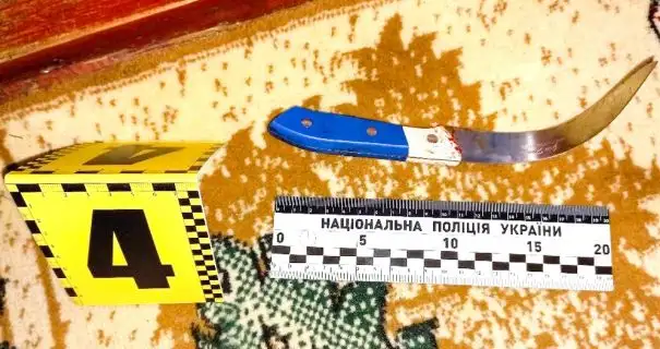 Погрожував ножем і душив: на Рівненщині чоловіка засудили за розбій