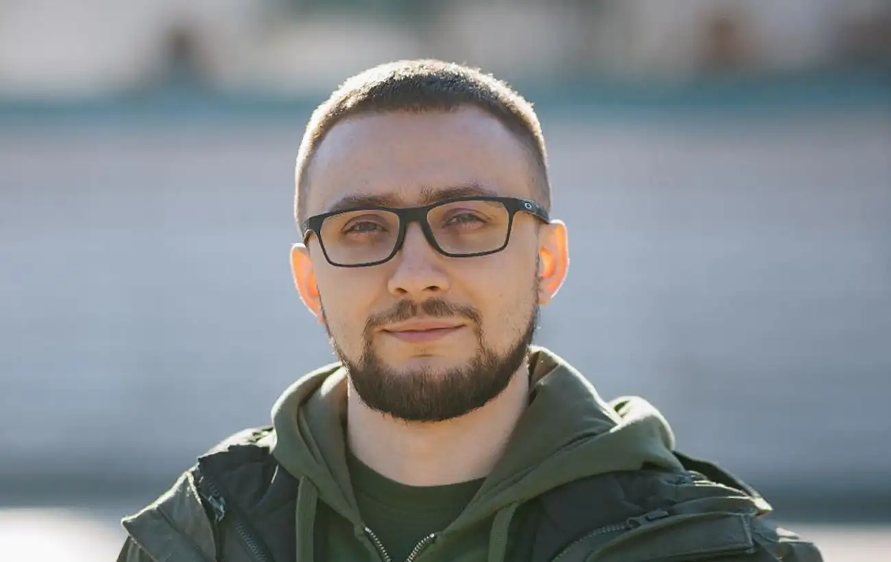 Сергій Стерненко: що відомо про волонтера та напади на нього