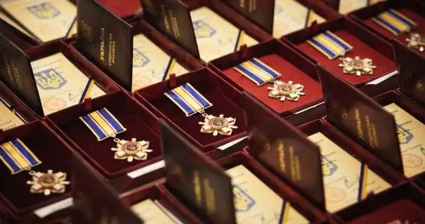 Зеленський відзначив державними нагородами майже півтисячі прикордонників