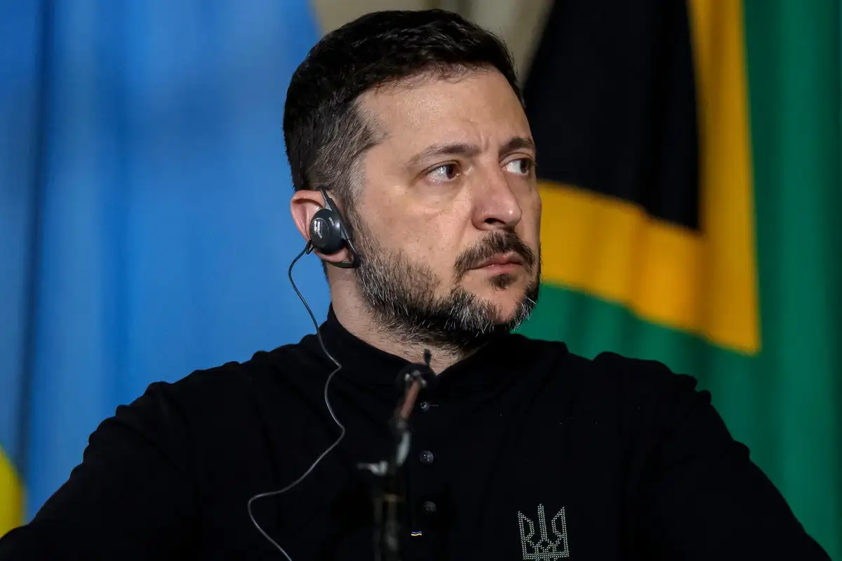 Zelensky breaks silence on Ukraine US minerals deal