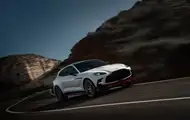 Aston Martin представила самый мощный кроссовер в мире