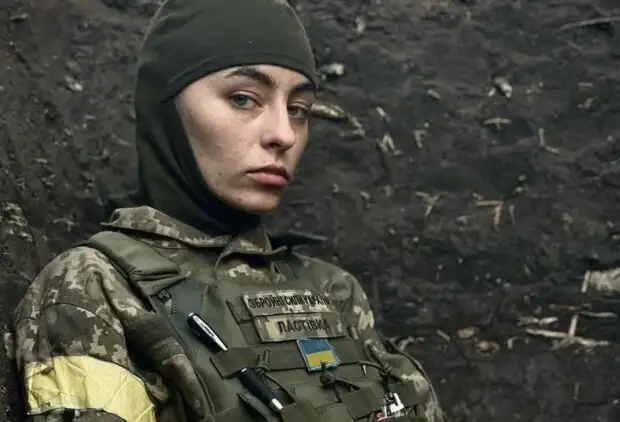 Жінок змушують мобілізуватись, щоб чоловіки ховались вдома: "Мені важко повірити..."