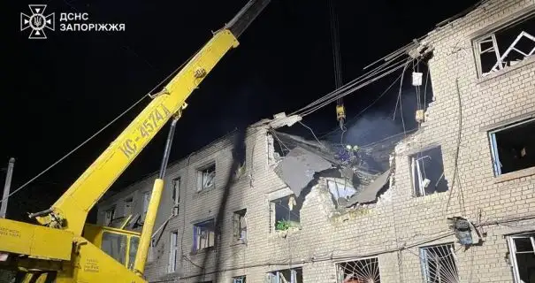 У Запоріжжі завершили аварійно-рятувальні роботи: з під-завалів дістали 3 людей