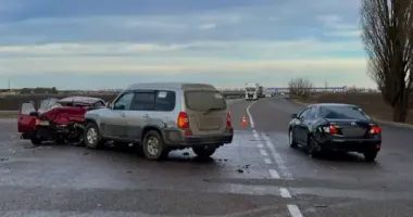 ДТП на Київщині: іномарка врізалась в ЗАЗ, є постраждалий