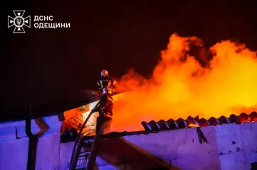 Россияне ночью атаковали Украину более 170 дронами: есть пострадавшие и разрушения (фото)
