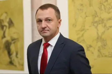 Могут ли клиенты требовать обслуживать их не на украинском языке: что говорит омбудсмен