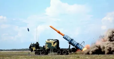Ужас для российской ПВО: что особенного в украинских ракетах "Длинный Нептун"