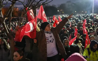 У Туреччині затримали понад 300 осіб на протестах проти арешту суперника Ердогана