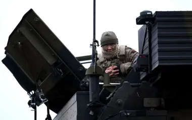 Дания готовит обязательную военную службу для женщин: когда начнут призывать