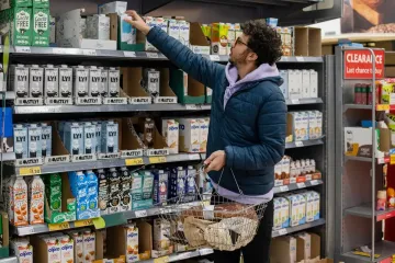 EU tells citizens to stockpile 72 hours of supplies amid risk of war
