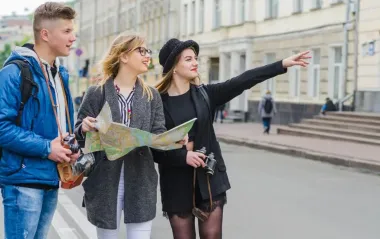 Какие 8 вещей иностранным туристам советуют не делать в Украине, а их это удивляет