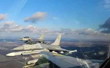 Ukrainian F-16s track Russian air defense systems - Forbes