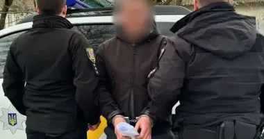 В Одесской области будут судить 24-летнего мужчину, который за 2000 долларов пытался переправить через границу двух военнообязанных