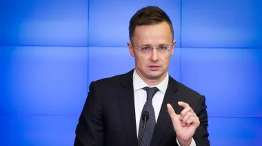 EU considers sending military advisers to Ukraine, says Hungarian foreign minister
