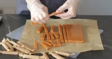 Те самые ириски из детства: рецепт конфет, вкус которых мы потеряли, но можем вернуть