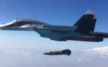 Ruscists have been massively shelling Kherson with GABs, artillery, and MLRS since morning: there are victims. VIDEO