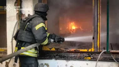 Russia struck Kherson with aircraft and artillery: residential area hit, person killed