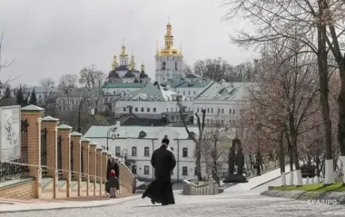 Страсний тиждень 2025: повний календар, сенси й традиції кожного дня