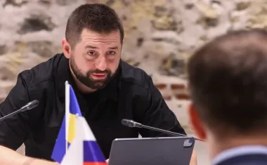 "Космонавт": Арахамия упрекнул Гончаренко за отказ голосовать за военное положение
