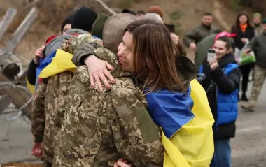 По Україні відкриють центри з обміну полоненими: коли почнуть роботу