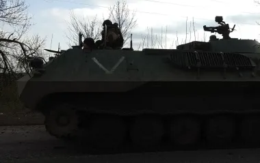 В ВСУ показали, как РФ отправляет раненых оккупантов на "штурм" с костылями