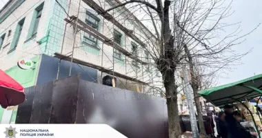 В Ровно на строительстве рабочий упал с высоты – он в реанимации