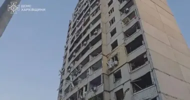 Рятувальники показали наслідки ракетної атаки на Харків: кількість поранених зросла