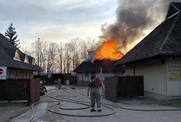 В музее украинской культуры в Канаде произошел пожар: что известно (фото, видео)