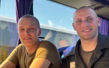 "Вас вітає Україна". Буданов показав емоційне відео повернення полонених